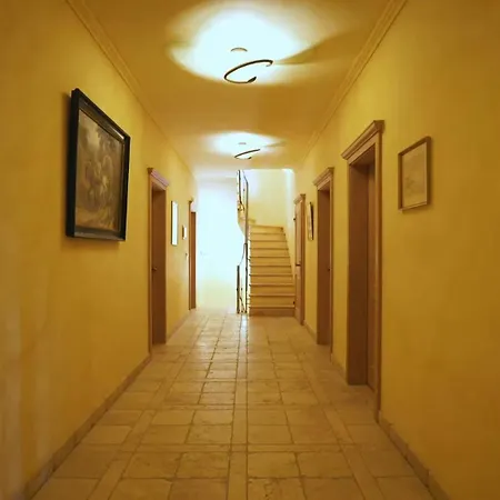 Des Reines - Luxe Discret, Vue Imprenable, Calme Absolue 木屋 克莱恩 蒙塔纳